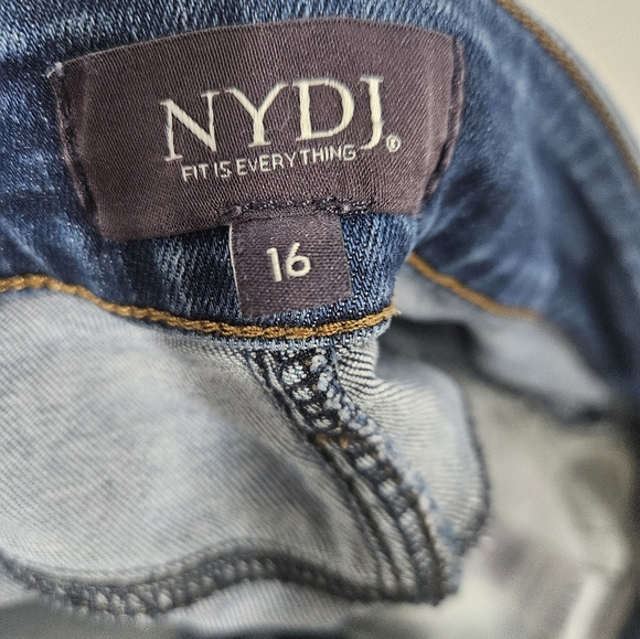 NYDJ Marilyn Straight jeans 16 - Picture 4 of 6